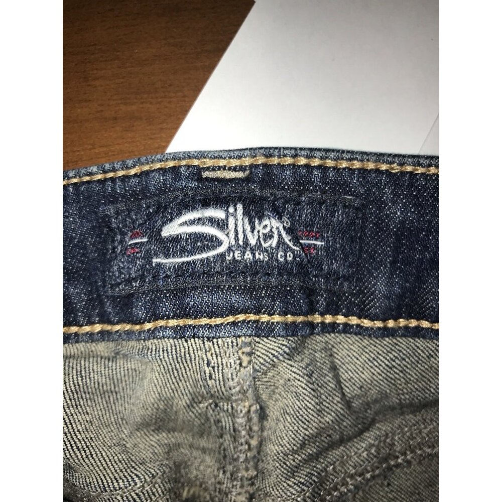 Silver Jean Women 26x27 Kennie Button Fly Distressed Stretch Fabric Straight Cut - Picture 10 of 11